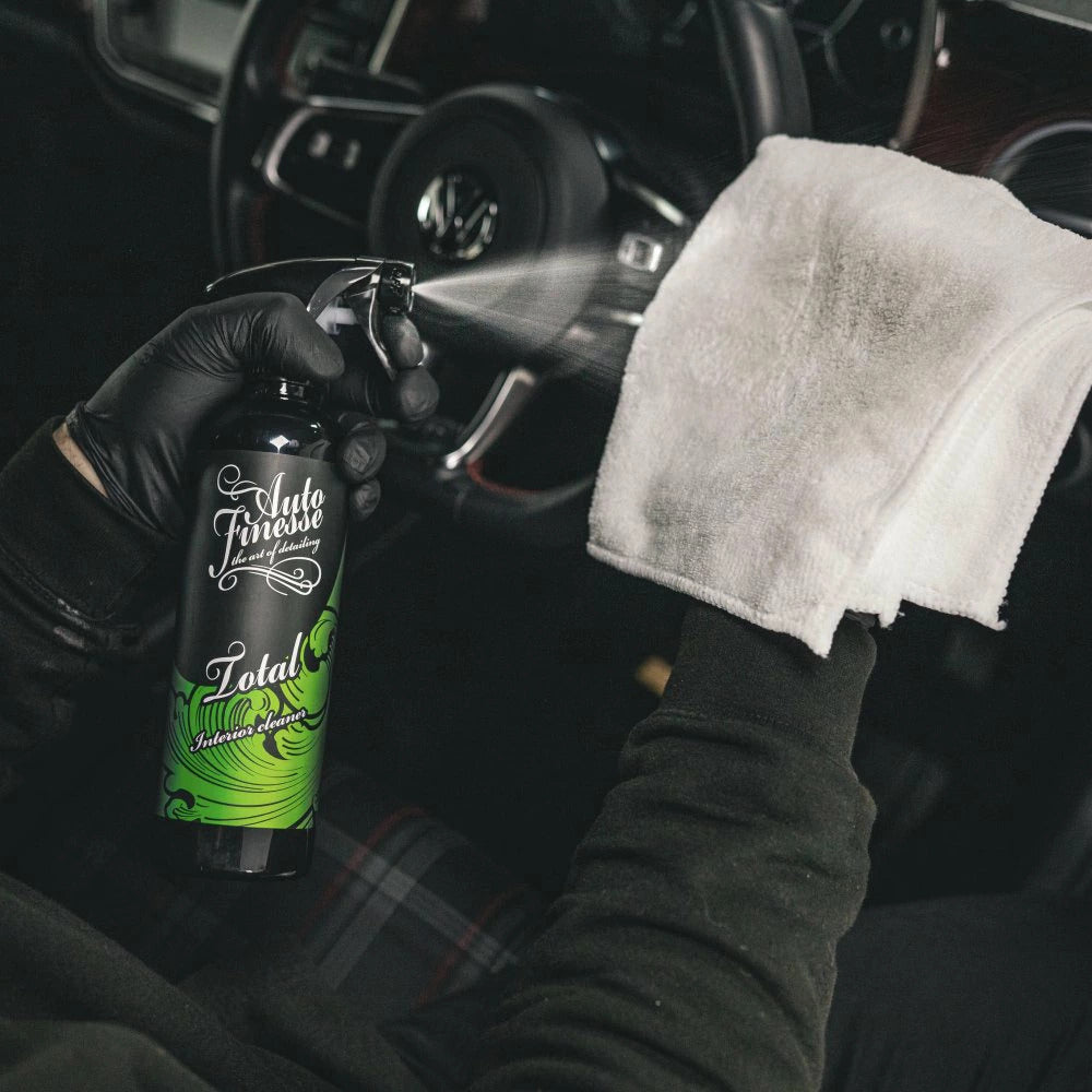 【AUTO FINESSE】トータル インテリアクリーナー